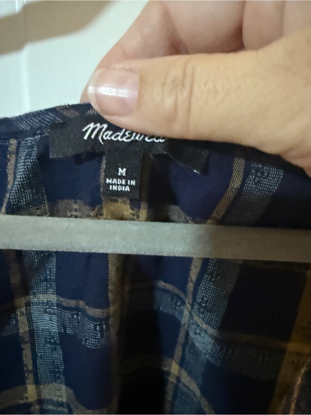 Madewell Navy and Tan Plaid Tie-Front Puff Sleeve Blouse - Picture 3 of 4